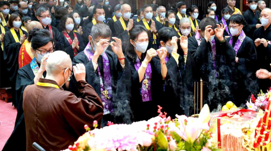 華嚴法會圓滿願心成海 全球信眾共讀341部華嚴經