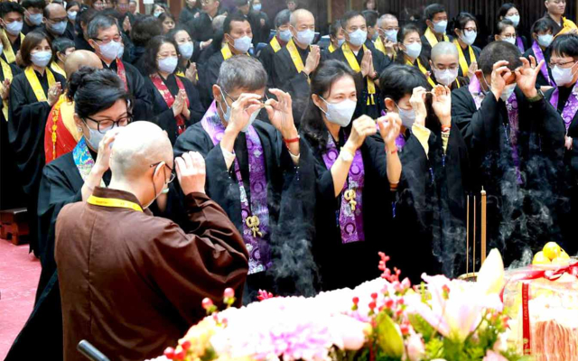 華嚴法會圓滿願心成海 全球信眾共讀341部華嚴經