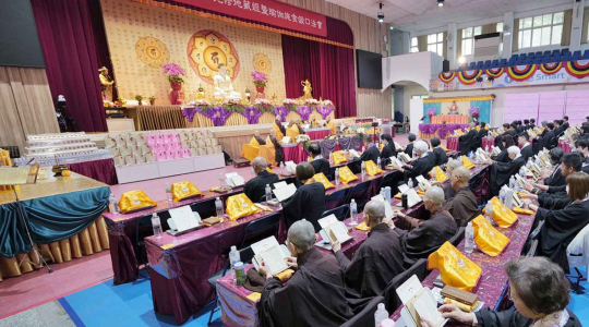 靈鷲山水陸先修法會適逢母親節 點亮心燈祈願地球平安